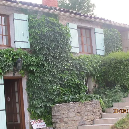 Le Moulin De Monpoisson Гостевой дом