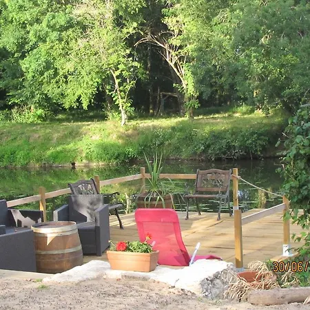 Le Moulin De Monpoisson