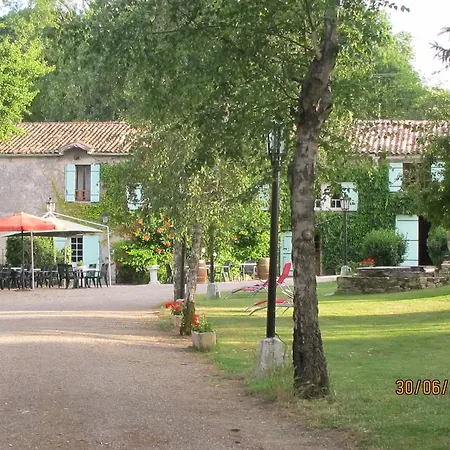 Le Moulin De Monpoisson Гостевой дом *
